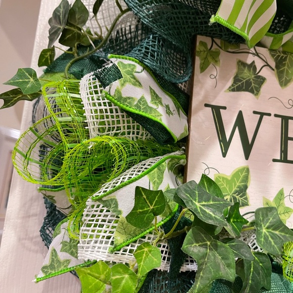Wreath -SPRING “Welcome” Wreath SILK IVY -Clean, Green large very full 24” CHIC - Picture 3 of 8